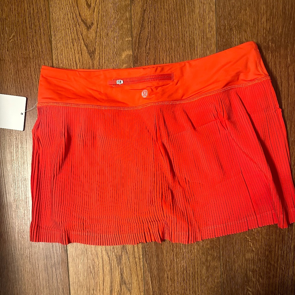 lululemon pleat to street skirt